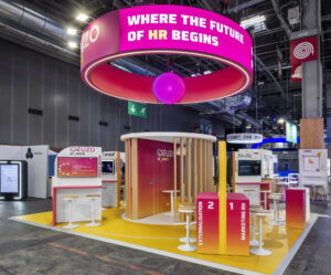 stand avec enseigne led fuchsia mobilier sunburst